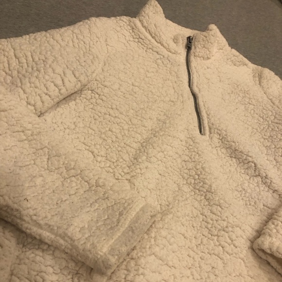 Abercrombie & Fitch Fuzzy Sherpa Jacket - Picture 4 of 5